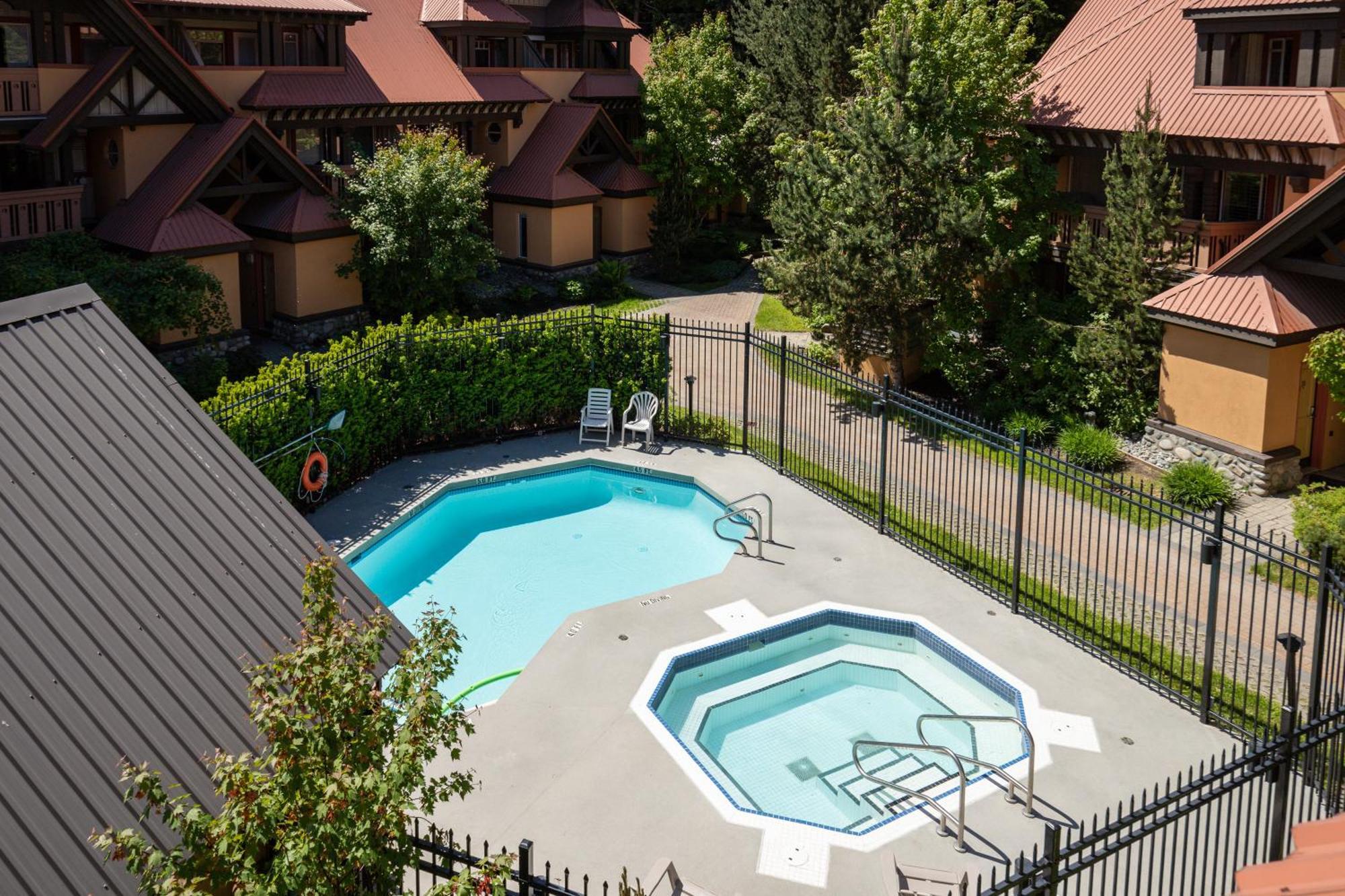 3br Sunpath - Spacious Village Townhome Whistler